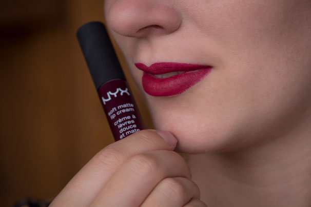Warna Nyx Soft matte lip cream untuk bibir gelap