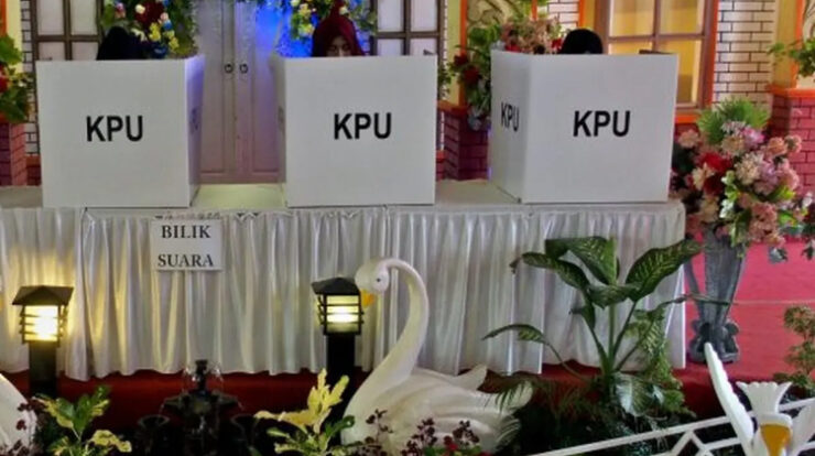 7 Ide Dekorasi TPS Unik buat Pilkada Serentak 2024